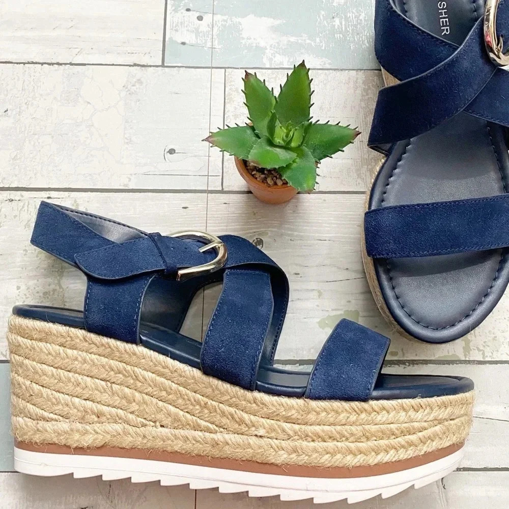 ⭐️Marc Fisher Zain Espadrille Wedge Sandal - Picture 2 of 8